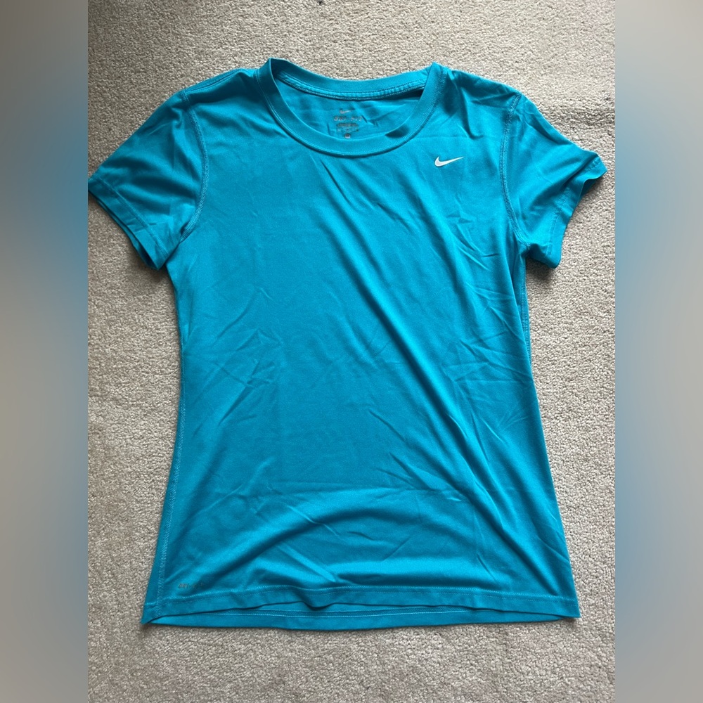 nike dri-fit workout top